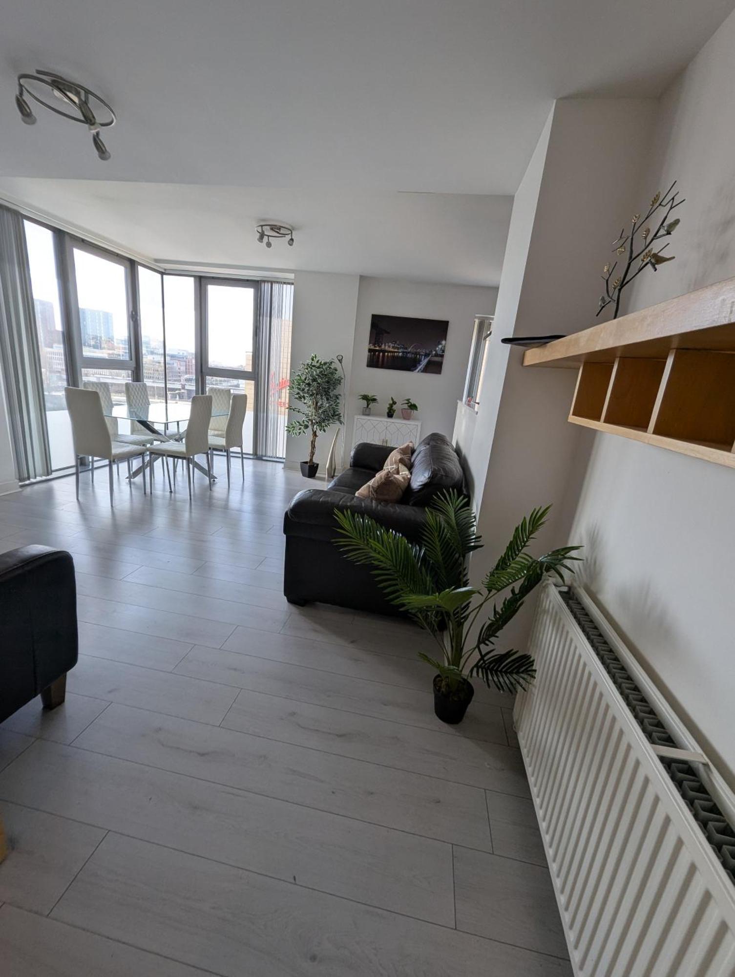 Glasgow City Centre Waterfront Apartment Extérieur photo